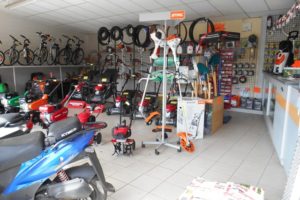 Un espace dédié à la motoculture et aux cycles